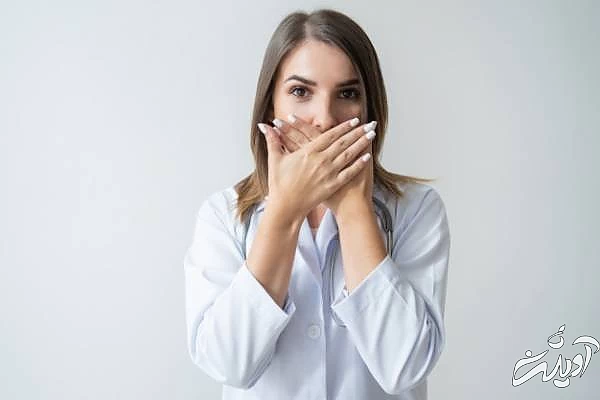 آیا تلخی دهان نشانه بارداریست؟ بوی بد دهان باردارها